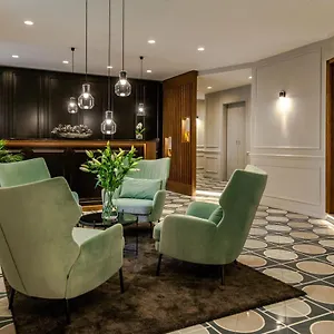 Eye- Boutique Suites, By Bqa בודפשט