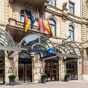 Radisson Blu Béke Hotel, Szálloda